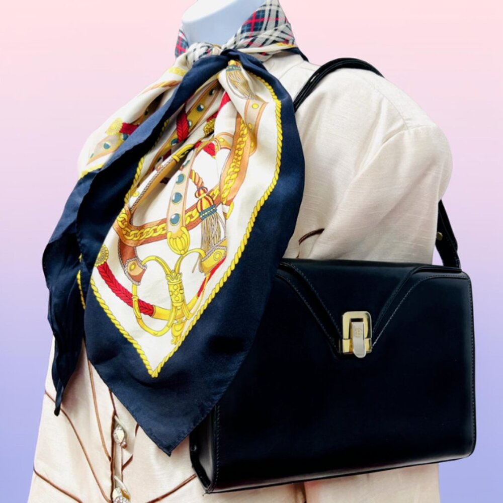 Classic Formal  Italian Black Leather  Bally Shoulder/Handbag + 100% /Silk scarf - Picture 4 of 16